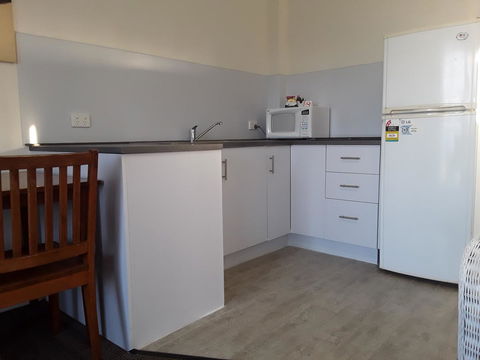 Narooma Golfers Lodge - Adwords Guide 1