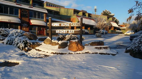 Alpine Gables - Adwords Guide 10