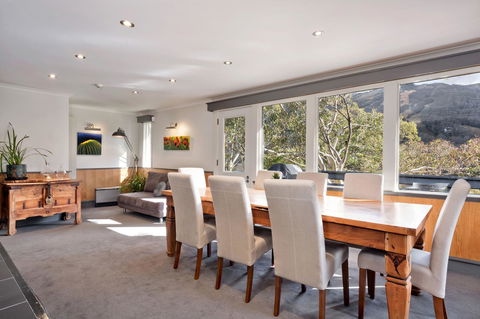 Pure Chalet Thredbo - Adwords Guide 18