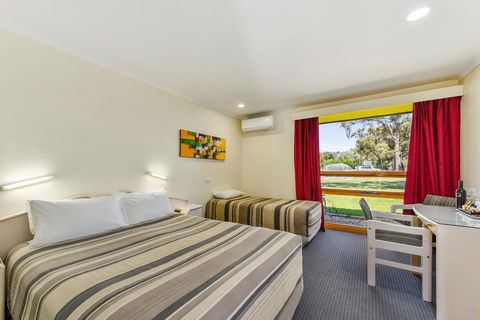 William Macintosh Motor Lodge - Adwords Guide 14