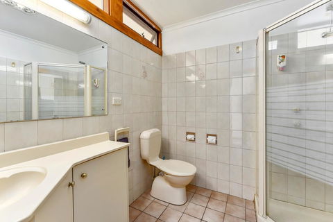 William Macintosh Motor Lodge - Adwords Guide 15