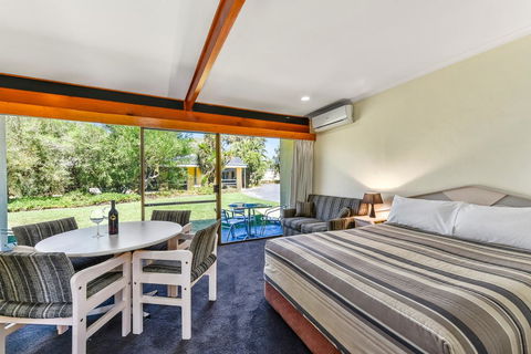 William Macintosh Motor Lodge - Adwords Guide 20