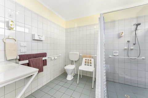 William Macintosh Motor Lodge - Adwords Guide 27