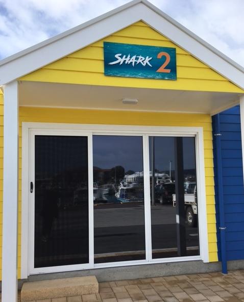 The Shark Apartments 1 - Adwords Guide 1