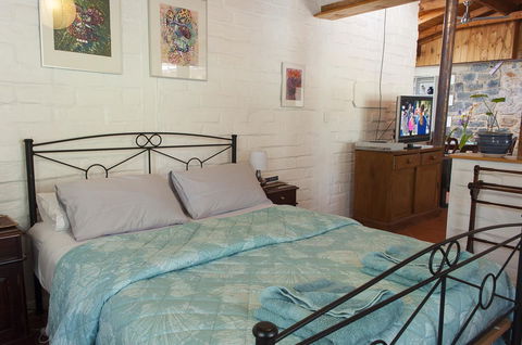 Trevalia Accommodation - Adwords Guide 26