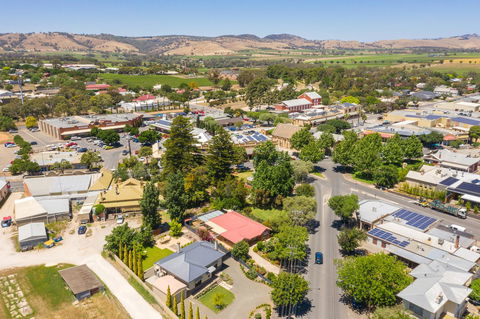 Tanunda's Magpie House - Adwords Guide 27