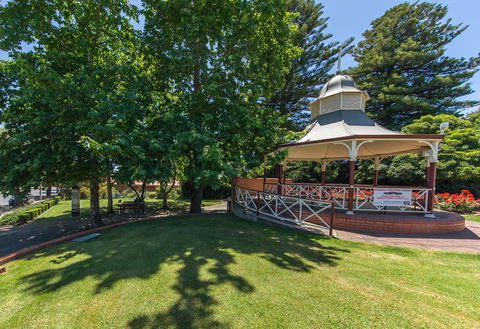Tanunda's Magpie House - Adwords Guide 29