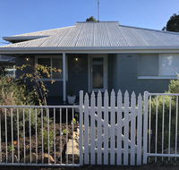Jack's House 2 BB in Mill Street - Adwords Guide