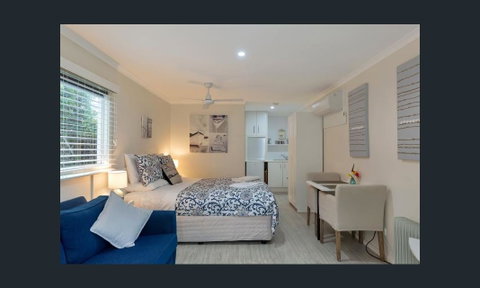 Wintergarden Beach Cabin - Adwords Guide 6