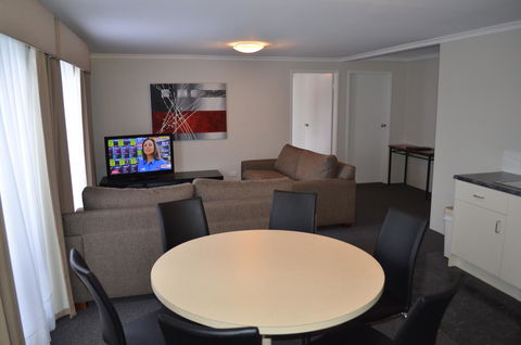 Arkana Motor Inn & Terrace Apartments - Adwords Guide 8