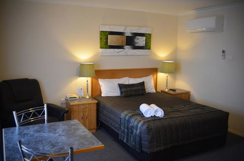 Arkana Motor Inn & Terrace Apartments - Adwords Guide 0