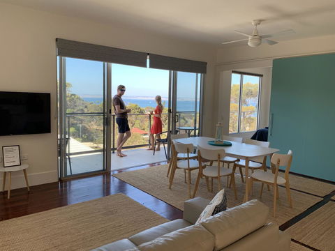 Sunrise On Falie Court - Adwords Guide 18