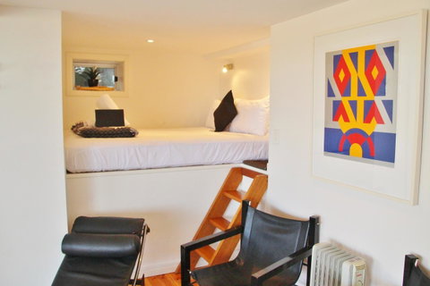Victor Apartments - Adwords Guide 1