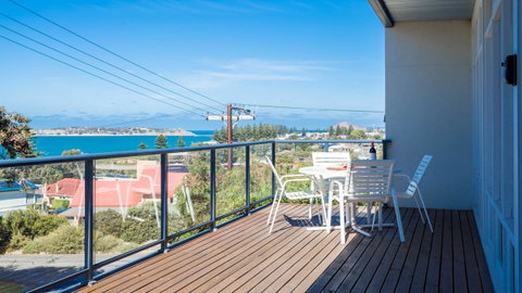 Victor Apartments - Adwords Guide 0