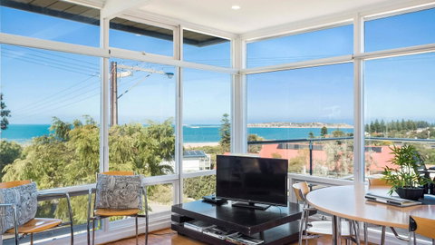 Victor Apartments - Adwords Guide 12