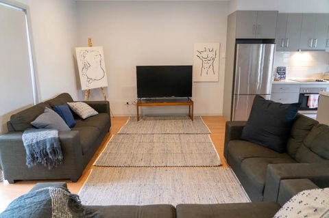 Gawler Townhouse 3 Bedroom - Adwords Guide 0
