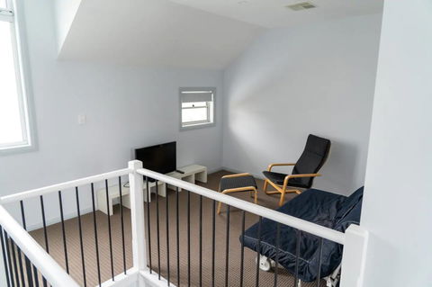 Gawler Townhouse 3 Bedroom - Adwords Guide 8