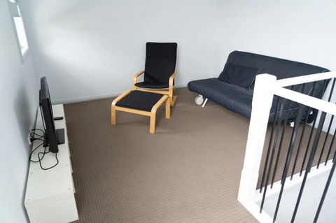 Gawler Townhouse 3 Bedroom - Adwords Guide 5