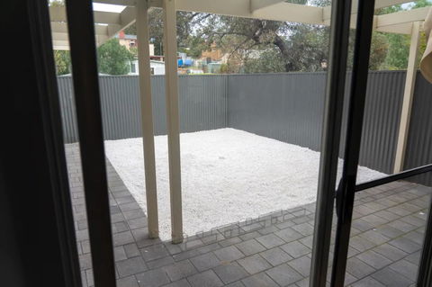 Gawler Townhouse 3 Bedroom - Adwords Guide 9