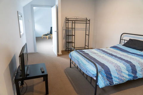Gawler Townhouse 3 Bedroom - Adwords Guide 23