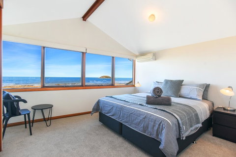 Franklin Beachfront Apartments - Adwords Guide 13