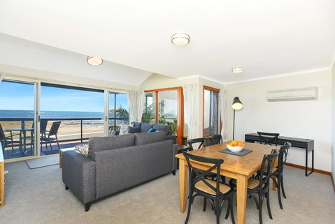 Franklin Beachfront Apartments - Adwords Guide 5