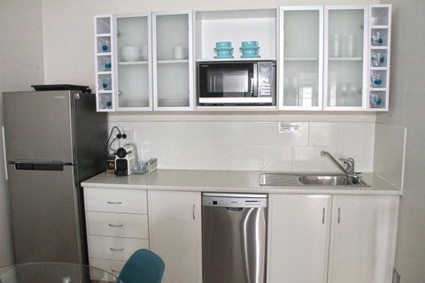Smugglers Inn Studio Apartments - Adwords Guide 8