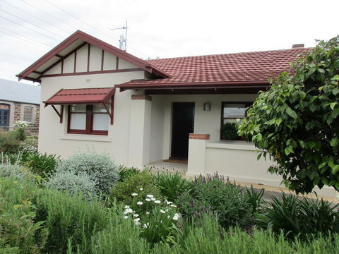 Mataro Cottage - Adwords Guide 0