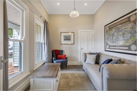 Grandview Homes Accommodation - The Adelaide - Adwords Guide 21