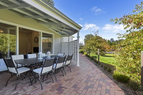 Grandview Homes Accommodation - The Adelaide - Adwords Guide 26