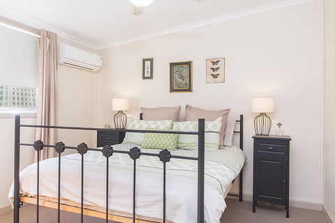 Stoneleigh Cottage Bed And Breakfast - Adwords Guide 7