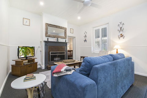 Stoneleigh Cottage Bed And Breakfast - Adwords Guide 8