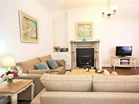 Queen's Cottage Barossa Valley - Adwords Guide 6