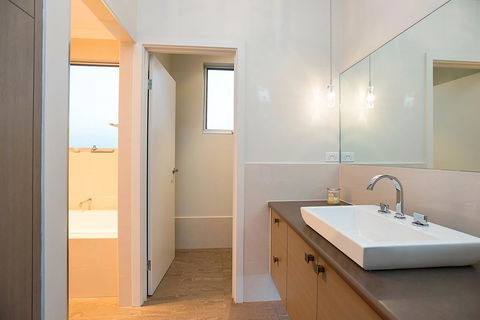 Lavina Luxury Beach House - Adwords Guide 27
