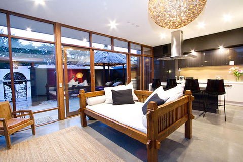 Sticky Rice Villas - Adwords Guide 11