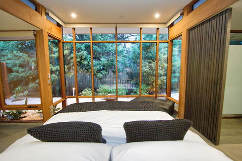Sticky Rice Villas - Adwords Guide 6