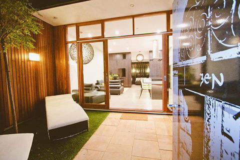 Sticky Rice Villas - Adwords Guide 19