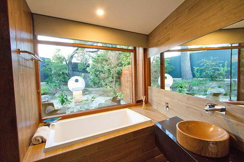 Sticky Rice Villas - Adwords Guide 8
