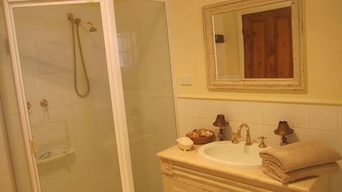 Gainsborough Cottage - Adwords Guide 8