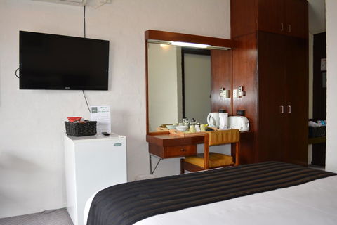 The Apple Inn - Adwords Guide 28