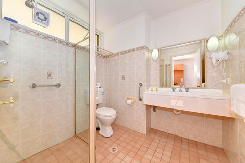 Red Star Hotel West Ryde - Adwords Guide 37
