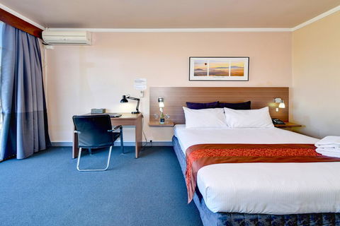 Red Star Hotel West Ryde - Adwords Guide 28
