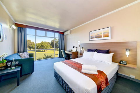 Red Star Hotel West Ryde - Adwords Guide 14