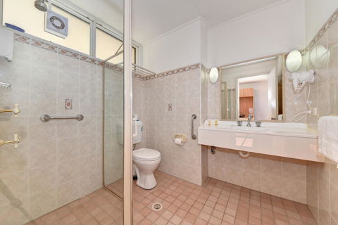 Red Star Hotel West Ryde - Adwords Guide 7