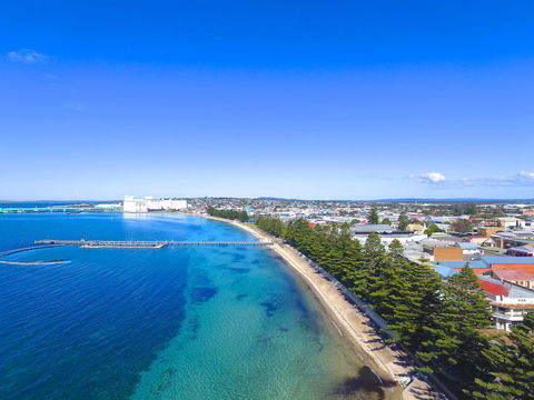 Limani Port Lincoln - Adwords Guide 0