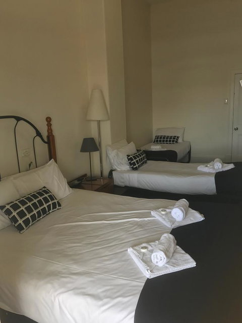 Grosvenor Hotel - Adwords Guide 4