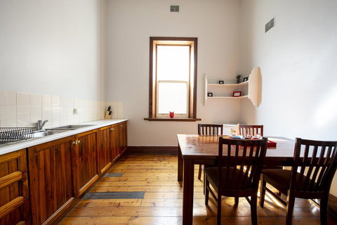 City Centre Motel Hotel - Adwords Guide 5