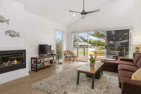 Sea View At Silver Sands - Adwords Guide 4
