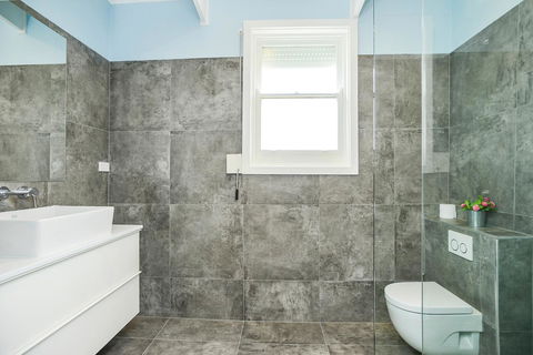 Salomon Sea Haus - Sellicks Beach - Adwords Guide 6