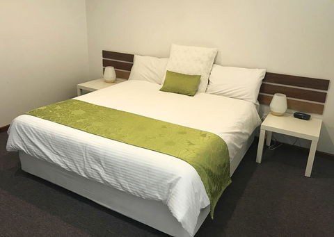 Lake Albert Motel - Adwords Guide 5